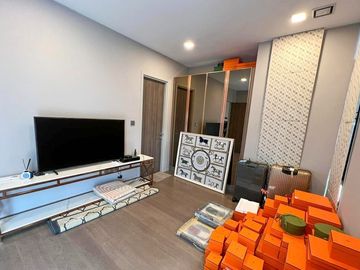 5 Bedroom House for sale at Nantawan Rama 9 – Srinakarin