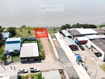 Terreno en venta Bahía de Caráquez Frente al Mar