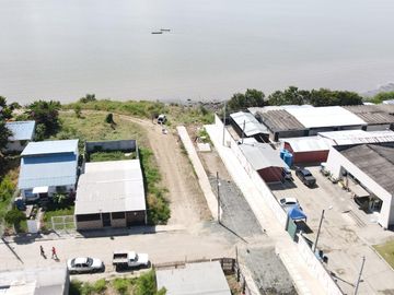 Terreno en venta Bahía de Caráquez Frente al Mar