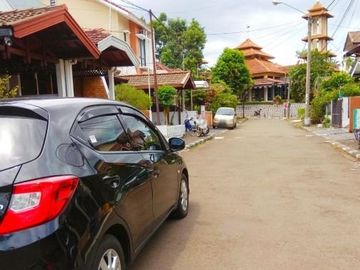 Rumah di Margonda, 2Lt, Nyaman dan Strategis di Pesona Depok