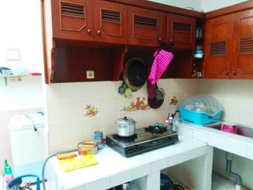 Rumah di Margonda, 2Lt, Nyaman dan Strategis di Pesona Depok