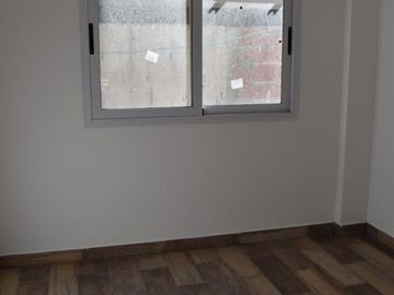EXCELENTES DEPARTAMENTOS 2 AMBIENTES