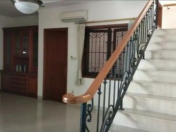 Rumah Mewah Dekat Mall Pondok Indah Jakarta Selatan