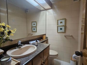casa en venta en bosque medina-usaquén. Cod V3669
