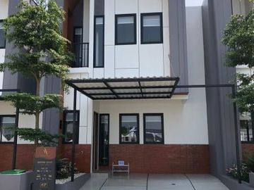 Rumah Mulai 400jt SmartDoorLock System,Jaringan Underground, All Sanitary TOTO