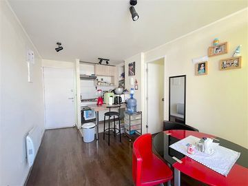 Dpto. Metro Santa Ana en venta de 1 dorm. en Santiago