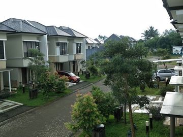 Disewakan Rumah Cluster Ingenia, Eminent BSD City Tangerang Lokasi Nyaman Strategis Bagus