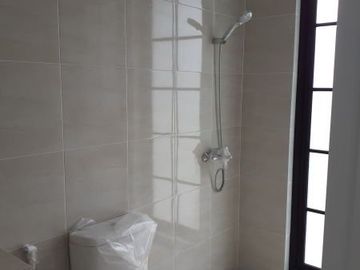 Rumah Mewah Dijual Cepat BU, Dekat Kampus Unwahass, RS. Kariadi, Wisata Sampokong