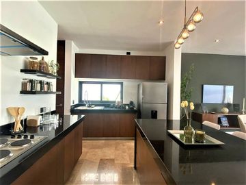 CASA EN VENTA MÉRIDA,  TEMOZÓN NORTE, EXCLUSIVO RESIDENCIAL