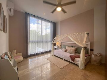 CASA EN VENTA MÉRIDA,  TEMOZÓN NORTE, EXCLUSIVO RESIDENCIAL