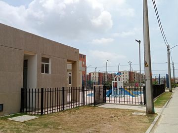 casa en venta en ciudad del puerto. Cod V25130
