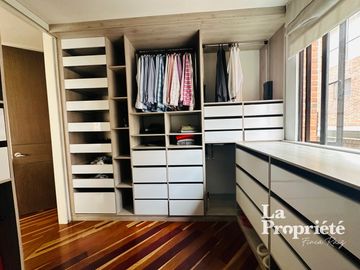 apartamento en arriendo/venta en la cabrera. Cod A299