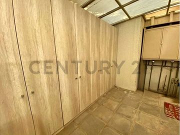SE VENDE CASA INTERIOR EN CONDOMINIO DE CHAMISERO
