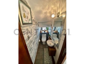 SE VENDE CASA INTERIOR EN CONDOMINIO DE CHAMISERO