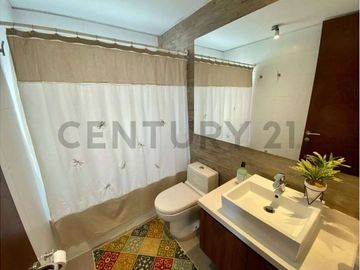 SE VENDE CASA INTERIOR EN CONDOMINIO DE CHAMISERO