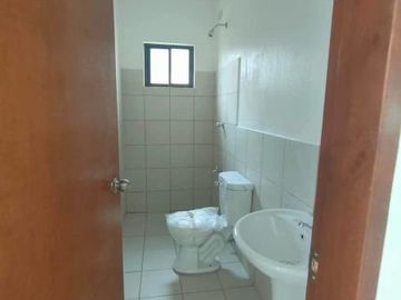BACOLOD HOUSE Ready for occupancy 4 bedrooms 15k pesos reservation