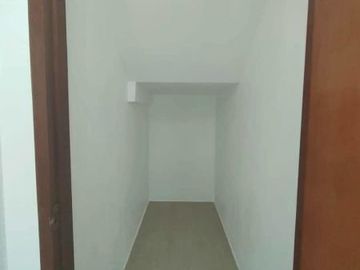 BACOLOD HOUSE Ready for occupancy 4 bedrooms 15k pesos reservation
