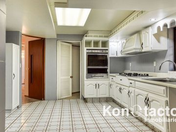 CASA EN VENTA EN FUENTES DEL PEDREGAL