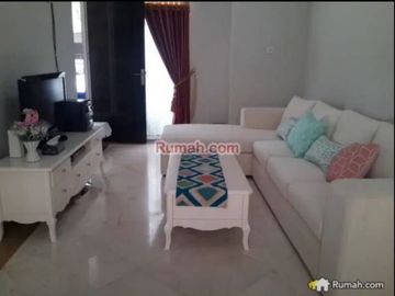 Dijual Rumah cluster cantik strategis seberang AEON Mall Tanjung Barat - Jaksel