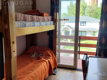Oportunidad en Lagartos Country Club - Casa con Amplio Parque y Piscina