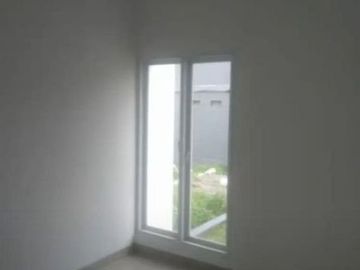 Rumah Syariah 2 lantai design suka-suka di Sawangan Depok 650 jt an (tresna)