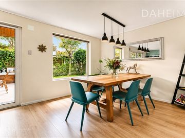 Venta casa un piso 3D/2B con gran terraza y quincho Vitacura