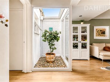 Venta casa un piso 3D/2B con gran terraza y quincho Vitacura