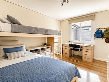 Venta casa un piso 3D/2B con gran terraza y quincho Vitacura