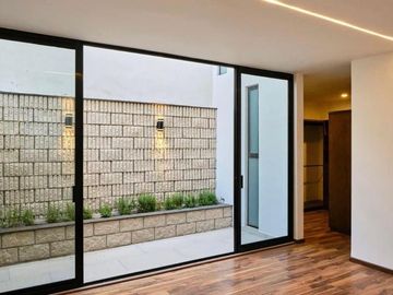 Se vende Hermosa casa Pandora 107