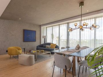 Condominio con campo de golf, Yucatan Country Club.