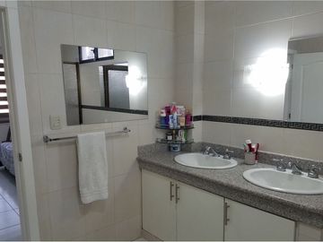 casa de venta en manta  zona sur Manabí