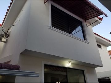 casa de venta en manta  zona sur Manabí
