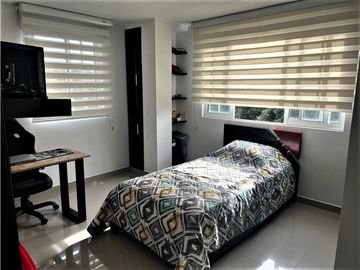 Vendo Hermosa casa en la Avenida Centenario, Armenia -Quindio