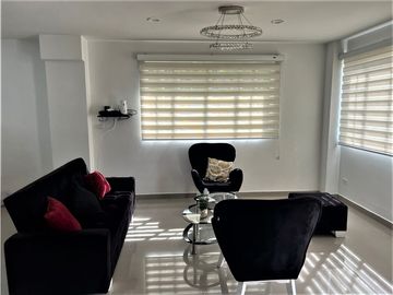 Vendo Hermosa casa en la Avenida Centenario, Armenia -Quindio