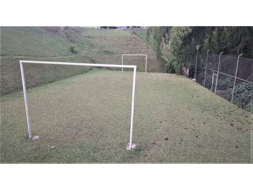 Vendo Hermosa casa en la Avenida Centenario, Armenia -Quindio