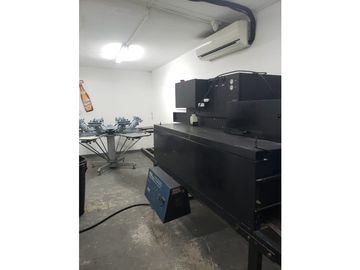 VENTA DE CASA/ OFICINA/ LOCAL /CENTRICO
