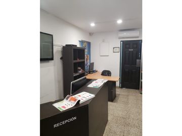 VENTA DE CASA/ OFICINA/ LOCAL /CENTRICO
