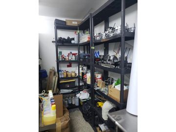 VENTA DE CASA/ OFICINA/ LOCAL /CENTRICO