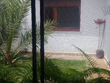 Chalet en venta en Ezpeleta Este
