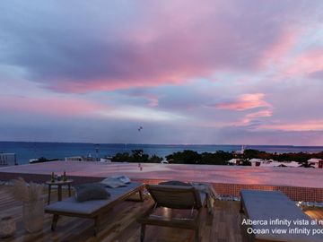 Departamento con terraza en rooftop y alberca con vista al mar, en venta Cozumel