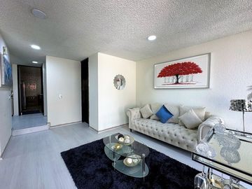 Casa en Valle Dorado (Ideal para remodelar)
