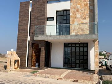 Casa en PREVENTA modelo Peñasco Fraccionamiento Minas de la Plata Guanajuato Gt
