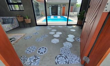 For Sale: 5 Bedroom House in Maribago, Lapu-Lapu
