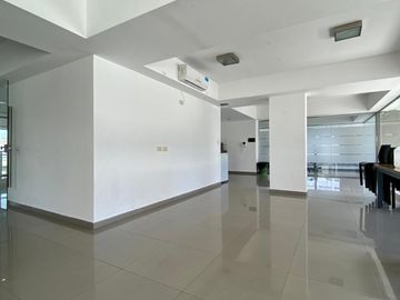 Departamento de  2 AMBIENTES en venta