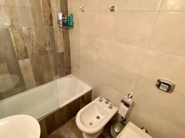 Departamento de  2 AMBIENTES en venta