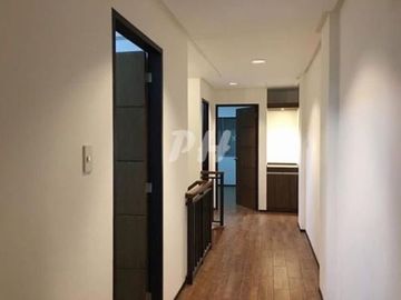 PH947 Townhouse in Project 8 for sale At 8.2M
