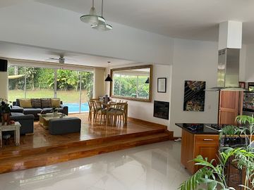 VENTA de CASAS en PEREIRA