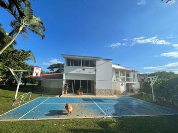 VENTA de CASAS en PEREIRA
