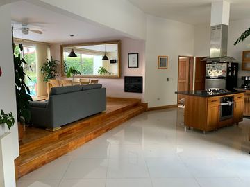 VENTA de CASAS en PEREIRA