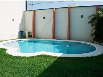 BOCA DEL RÍO COSTA DE ORO VENDO AMPLIA RESIDENCIA ALBERCA